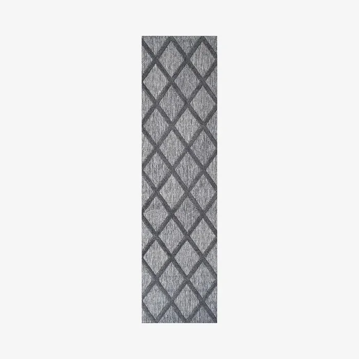 Salines Diamond Trellis Indoor / Outdoor Runner Rug – Dark Gray by JONATHAN Y
